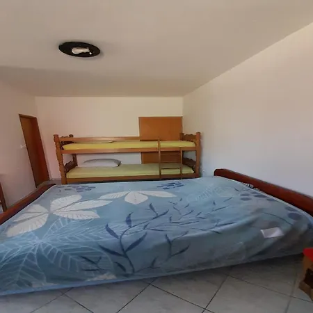 In Dinji Ka On The Beachfront Appartement