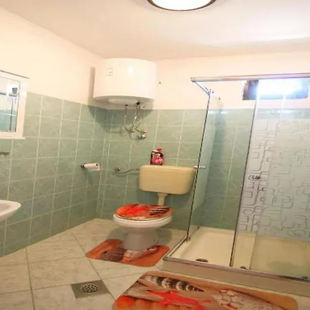 In Dinji Ka On The Beachfront Appartement *