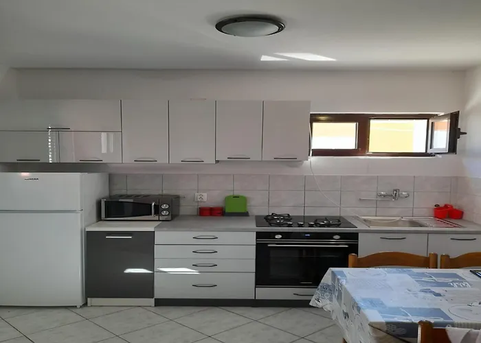 In Dinji Ka On The Beachfront *