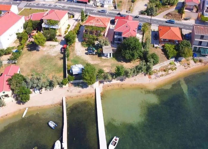 In Dinji Ka On The Beachfront *